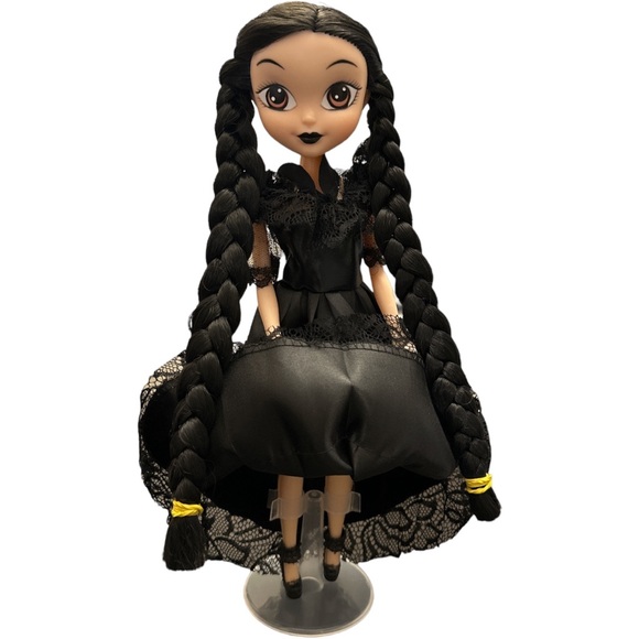 Wednesday Addams/Wednesday doll/Merlina Addams/muñeca Merlina - Picture 3 of 3